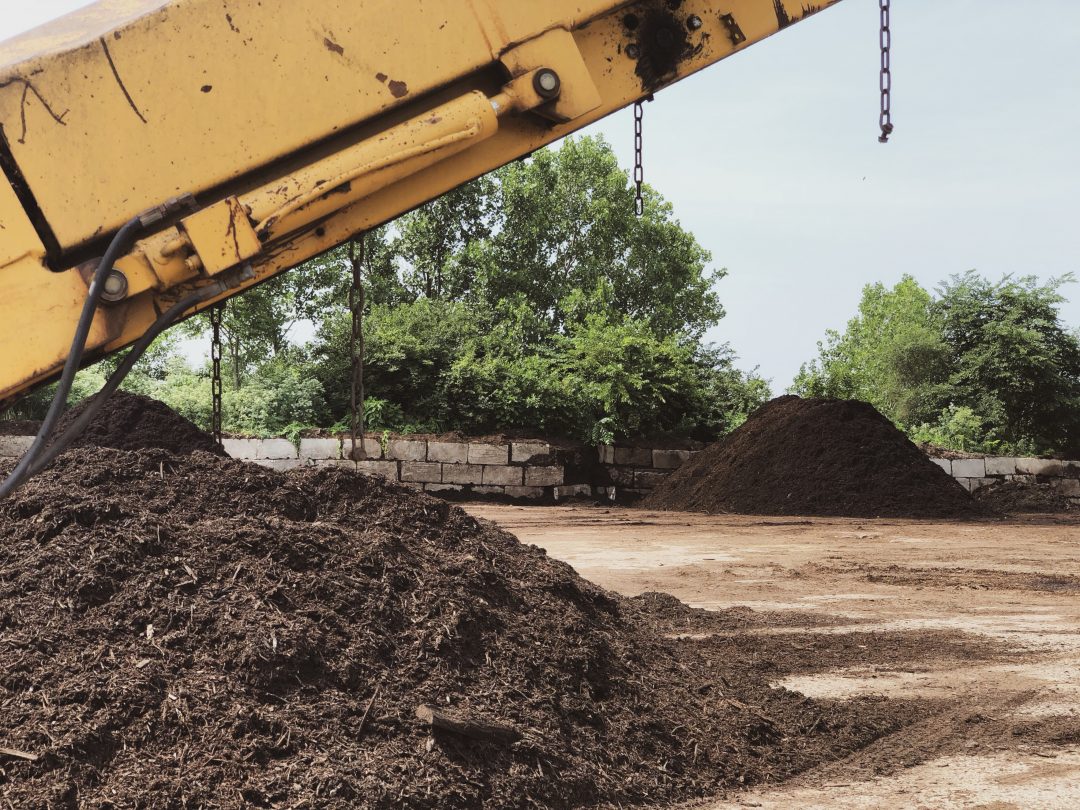 THE MULCHMAN CENTERVILLE The Mulch Man